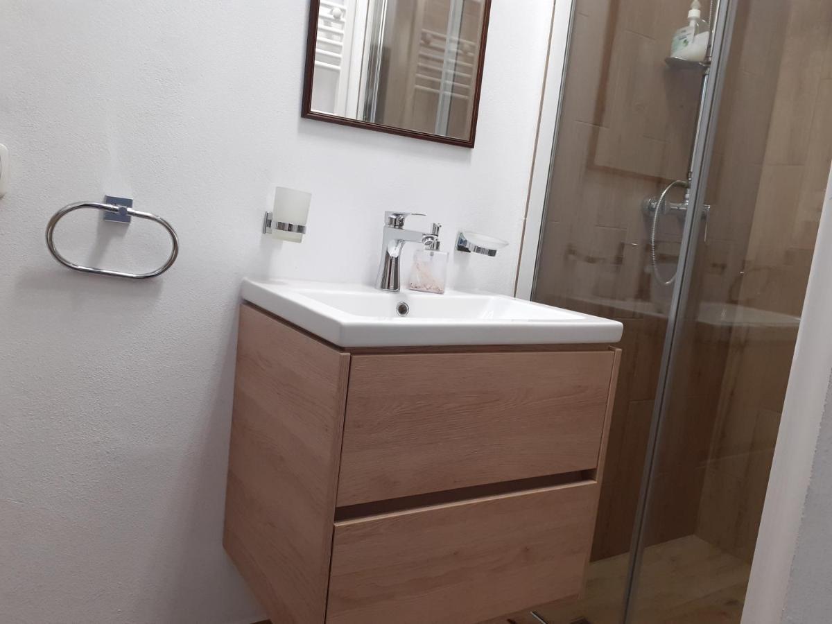 Salcia Hotel Ташнад Екстериор снимка