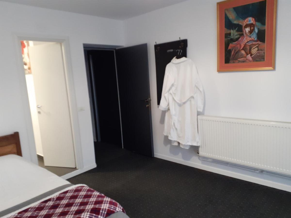 Salcia Hotel Ташнад Екстериор снимка