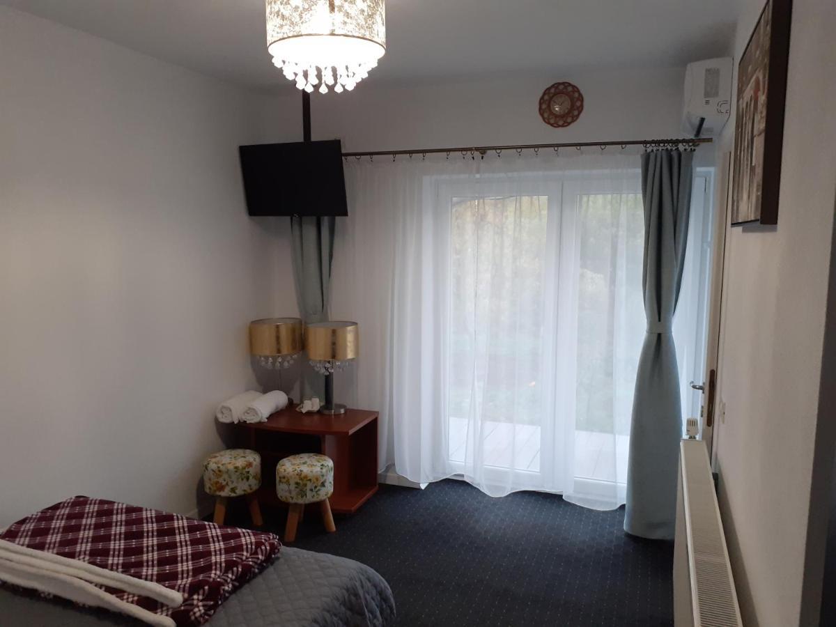 Salcia Hotel Ташнад Екстериор снимка