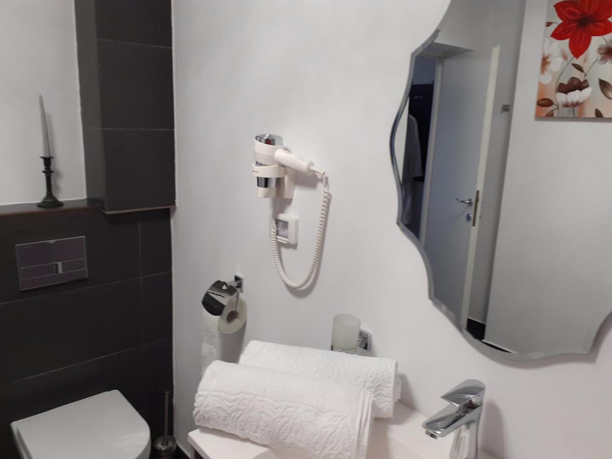 Salcia Hotel Ташнад Екстериор снимка