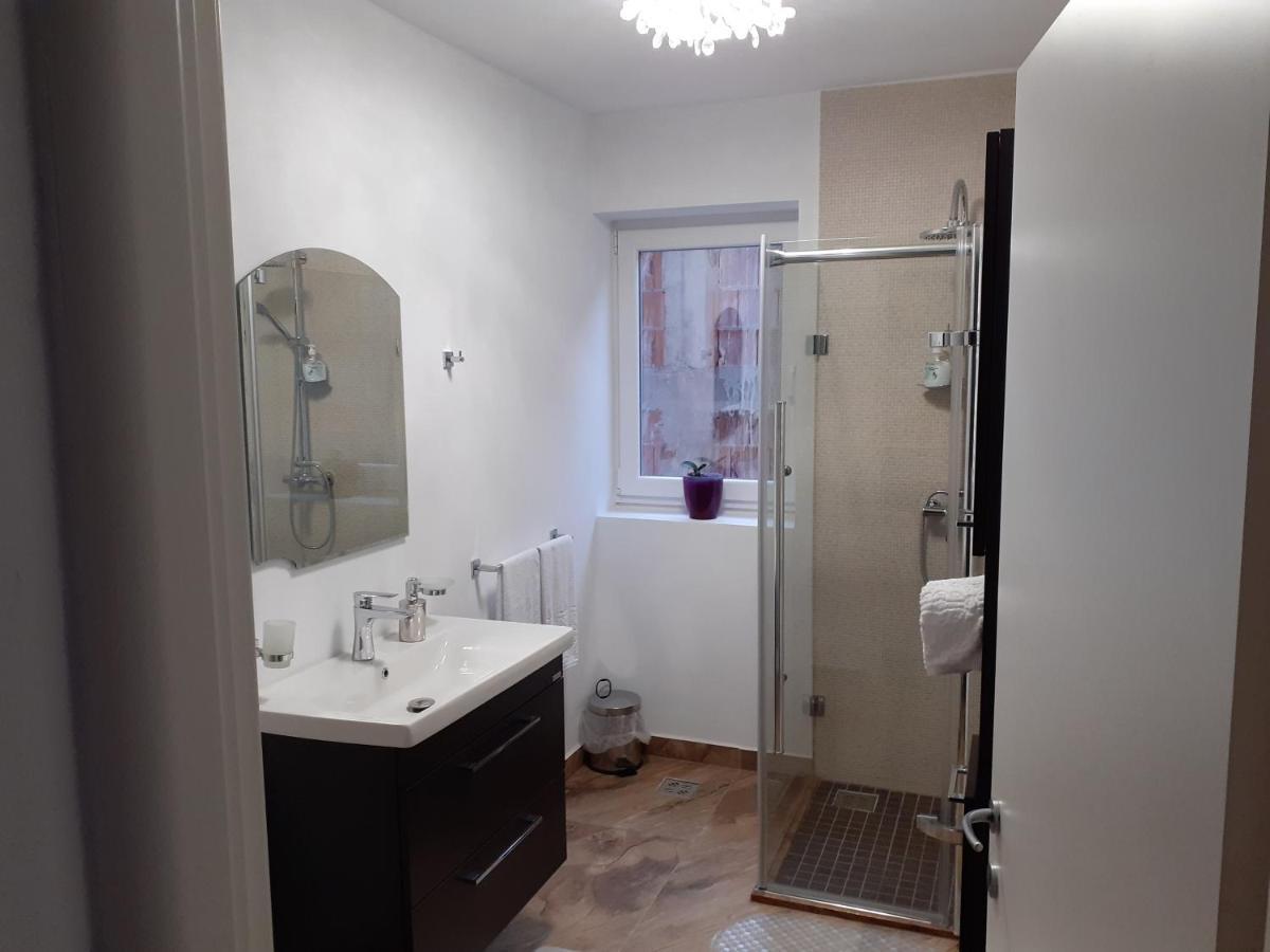 Salcia Hotel Ташнад Екстериор снимка